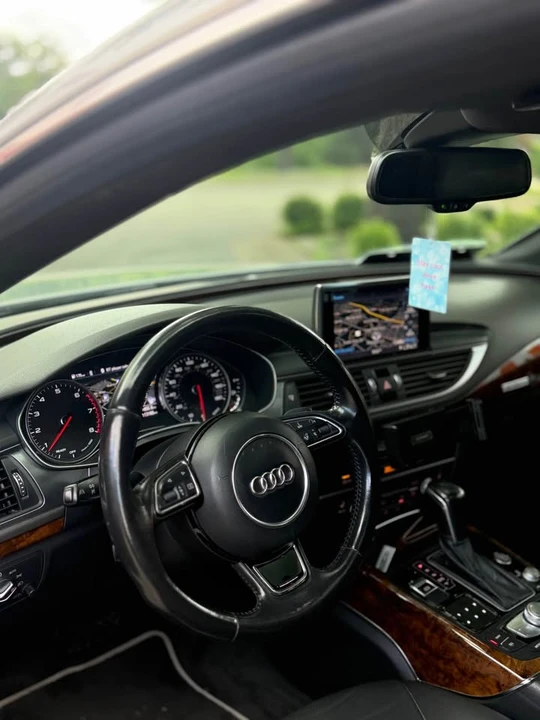 2017 Audi C7 A7 - Image 9 of 14