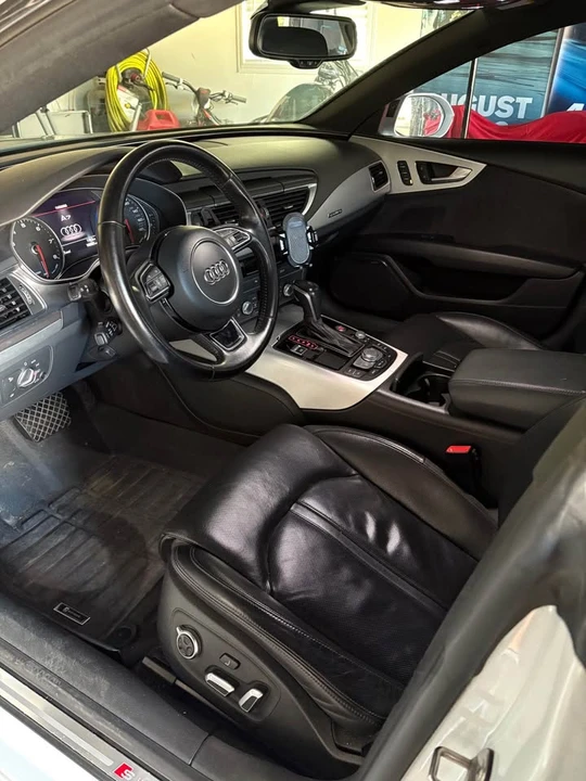 2017 Audi C7 A7 - Image 11 of 17