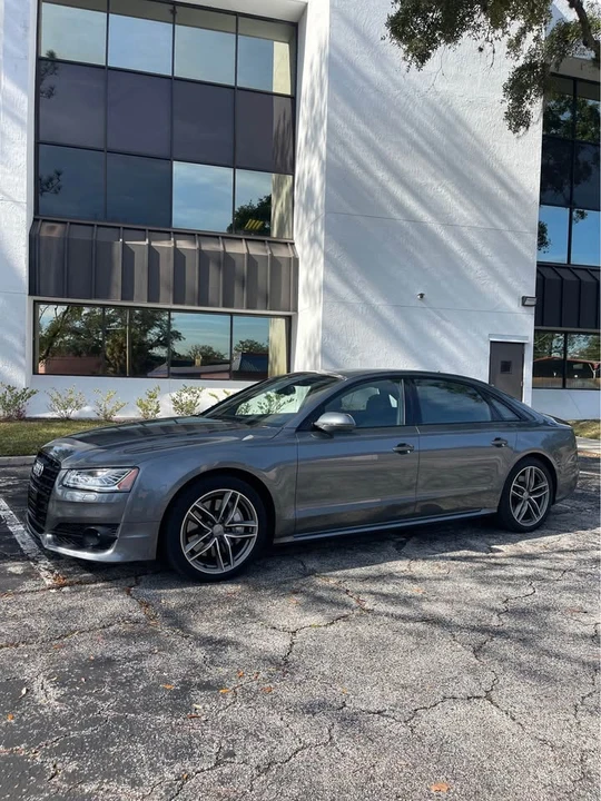 2017 Audi D4 A8 - Image 2 of 8
