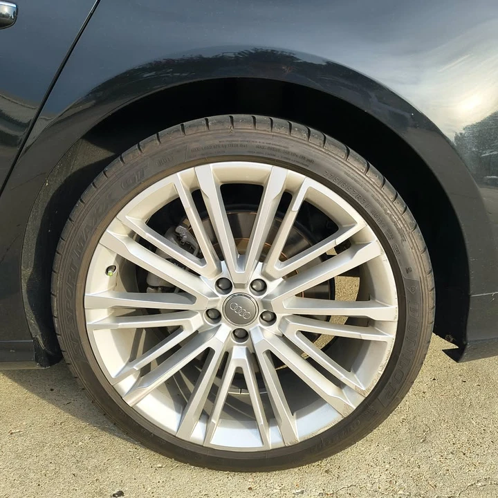2017 Audi D4 A8 - Image 4 of 18