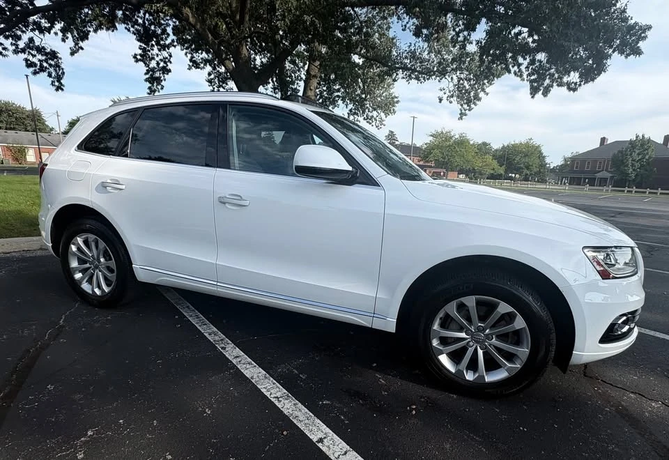 2017 Audi FY Q5 - Image 3 of 10