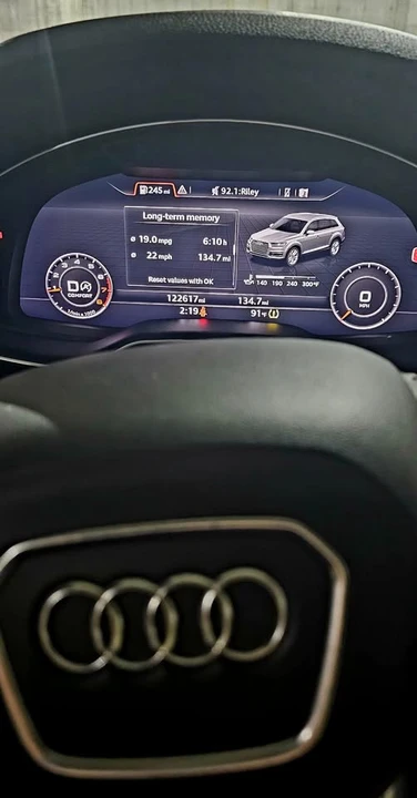 2017 Audi 4M Q7 - Image 5 of 10