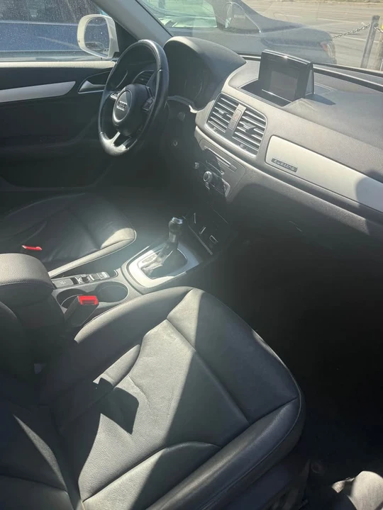 2017 Audi 8U Q3 - Image 8 of 9
