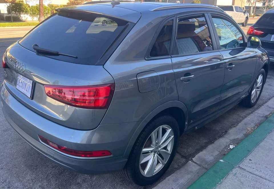 2017 Audi 8U Q3 - Image 8 of 9