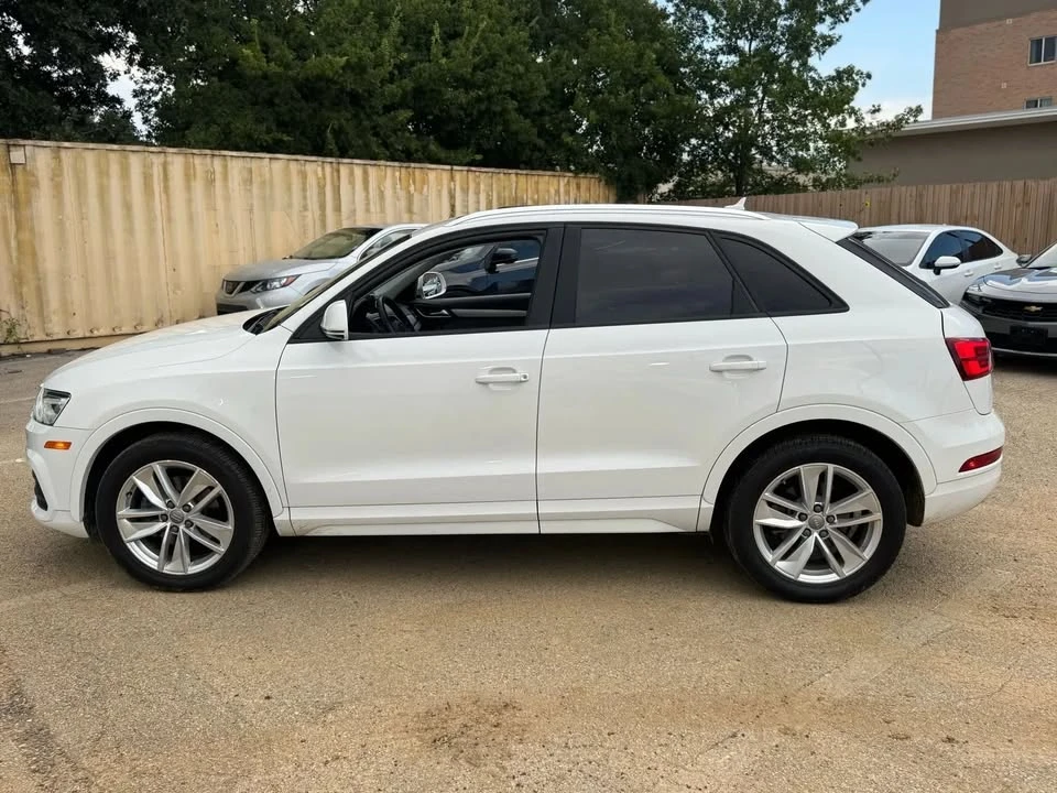 2017 Audi 8U Q3 - Image 5 of 16