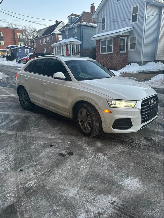2017 Audi 8U Q3 - Image 9 of 14