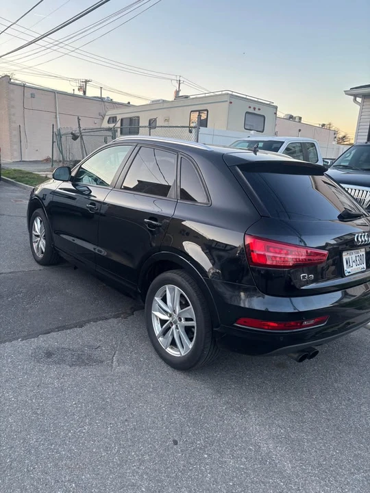 2017 Audi 8U Q3 - Image 5 of 10