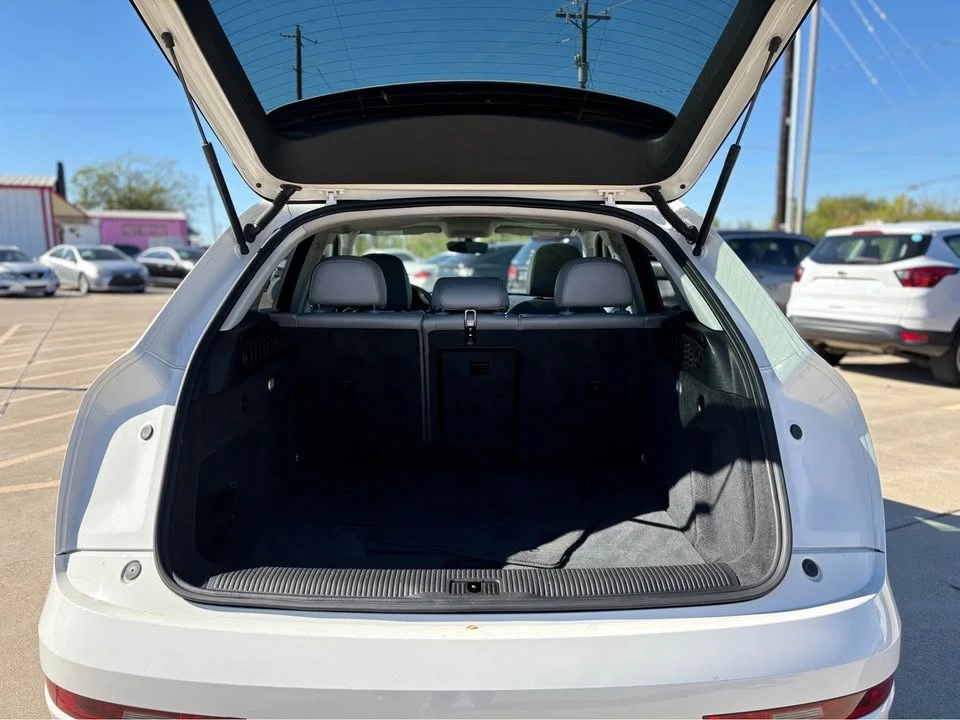 2017 Audi 8U Q3 - Image 8 of 14