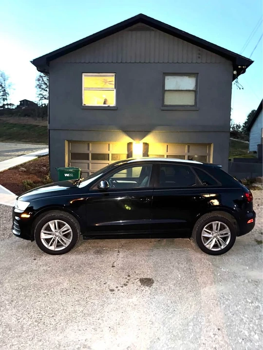 2017 Audi 8U Q3 - Image 3 of 8