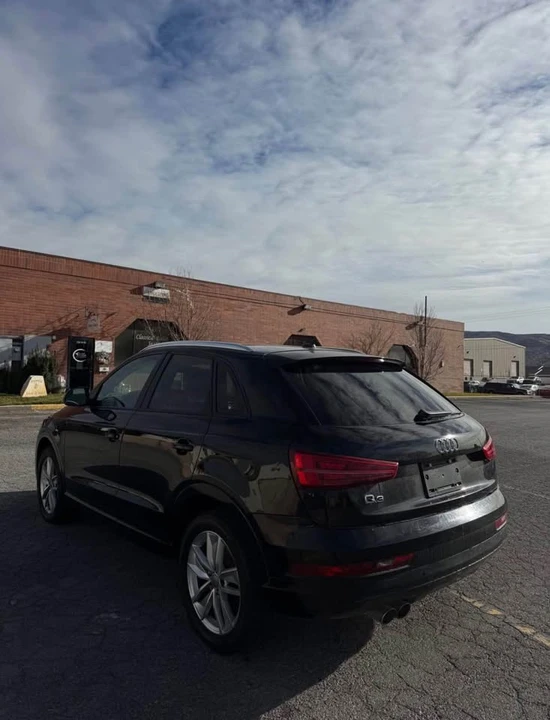2017 Audi 8U Q3 - Image 6 of 8