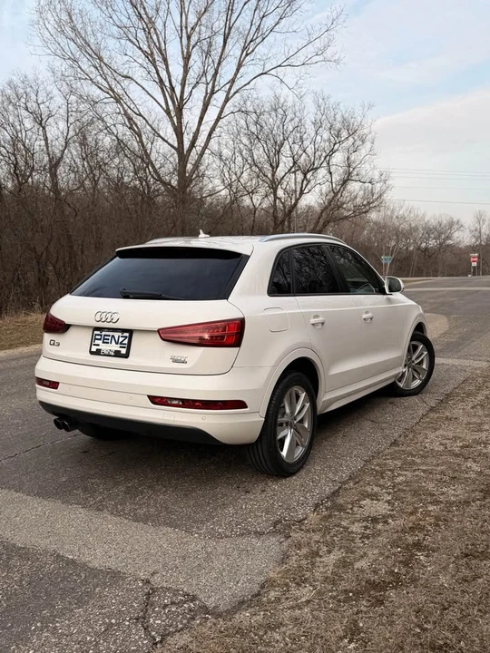2017 Audi 8U Q3 - Image 4 of 10