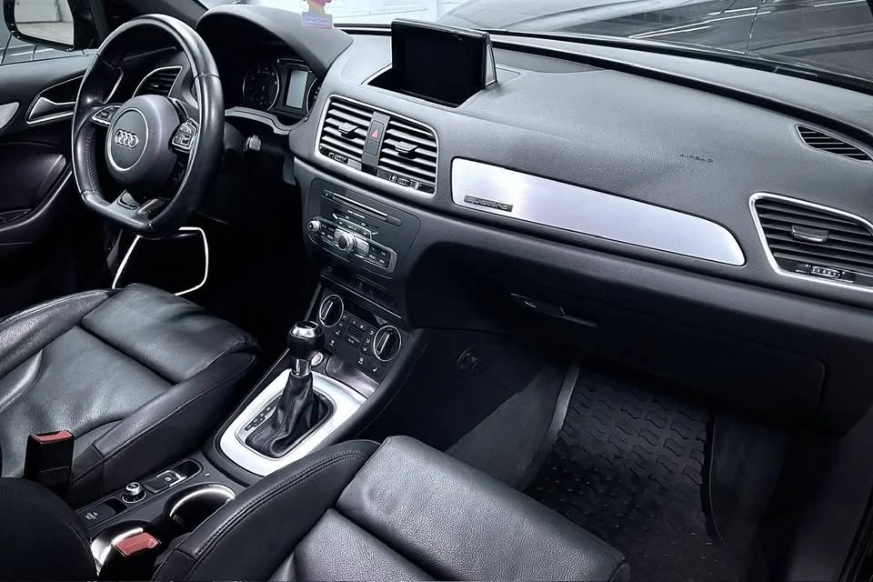 2017 Audi 8U Q3 - Image 17 of 20