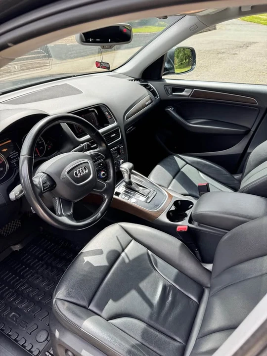 2017 Audi 8R Q5 - Image 8 of 16