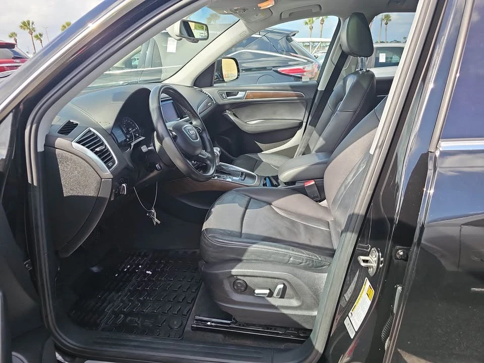 2017 Audi 8R Q5 - Image 2 of 15