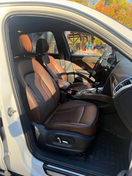 2017 Audi 8R Q5 - Image 2 of 5