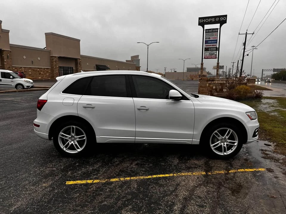 2017 Audi 8R Q5 - Image 10 of 16