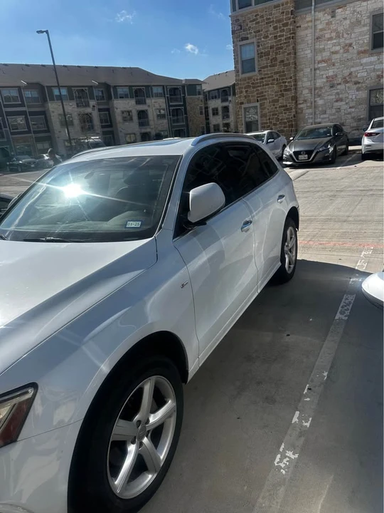 2017 Audi 8R Q5 - Image 2 of 3