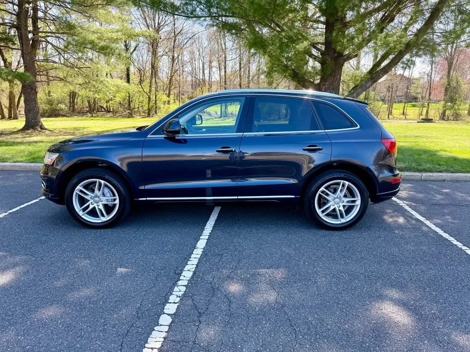 2017 Audi 8R Q5 - Image 2 of 14
