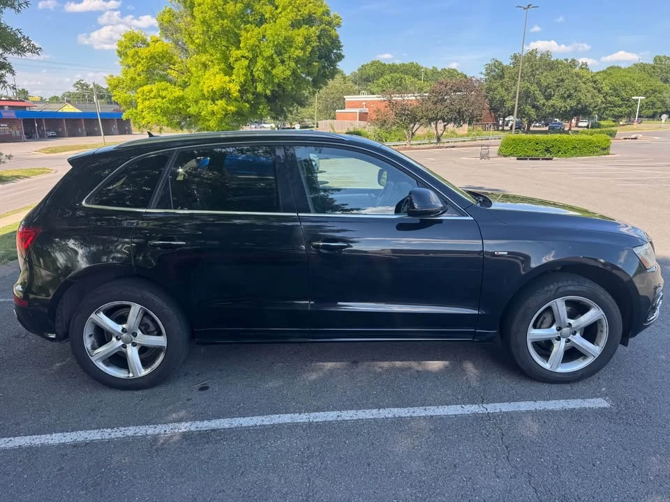 2017 Audi 8R Q5 - Image 4 of 16