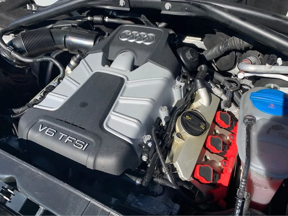 2017 Audi 8R Q5 - Image 8 of 19