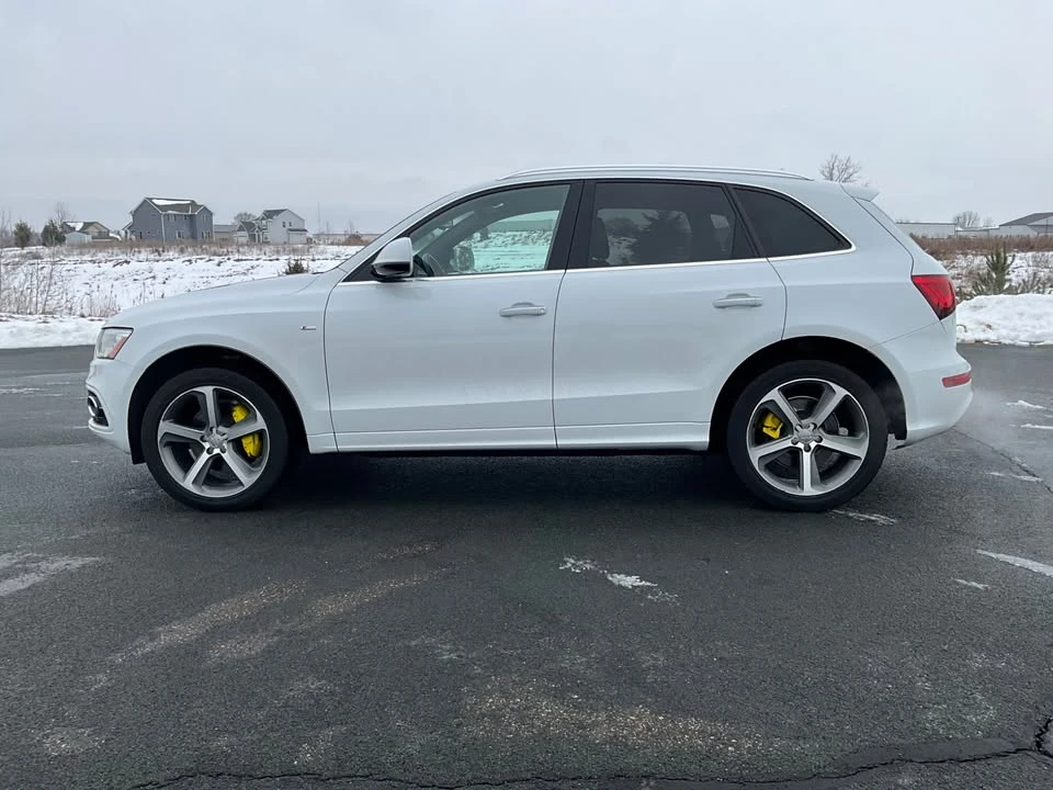 2017 Audi 8R Q5 - Image 2 of 20