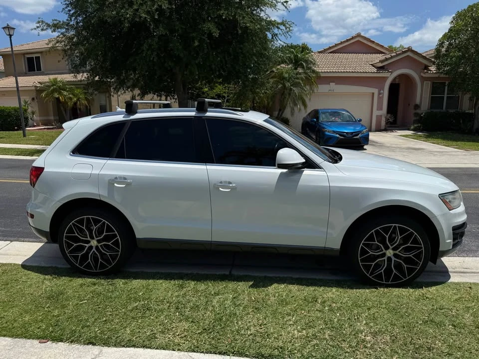 2017 Audi 8R Q5 - Image 8 of 18