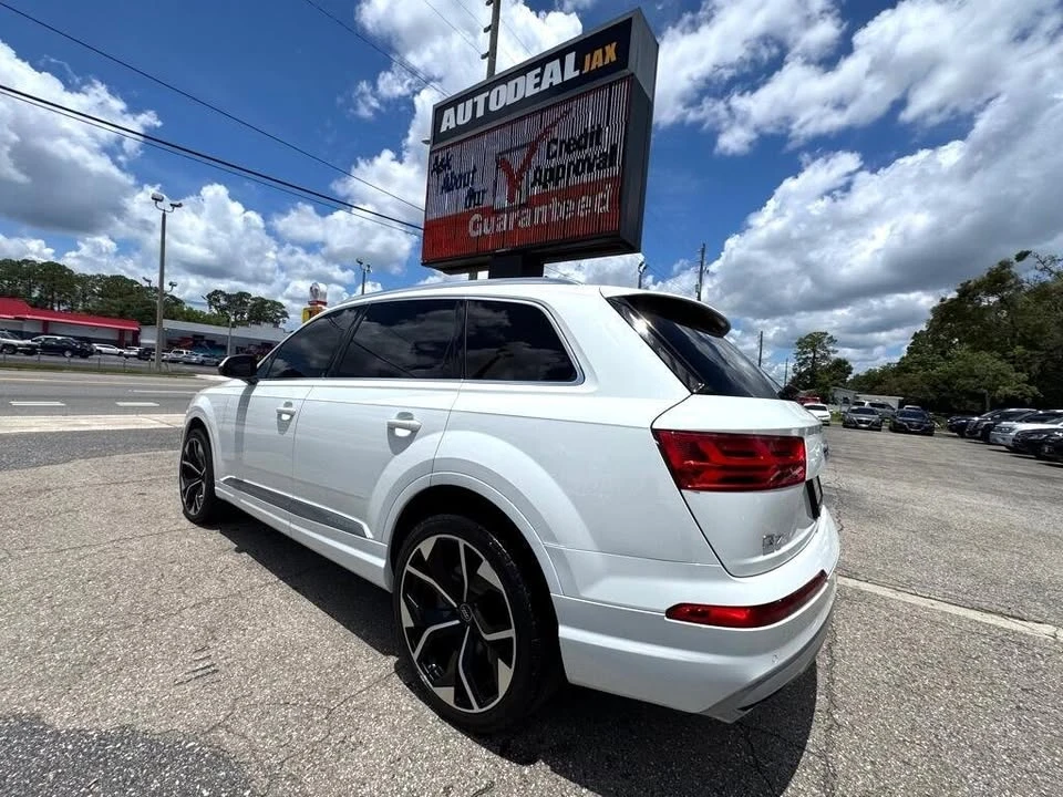 2017 Audi 4M Q7 - Image 7 of 17