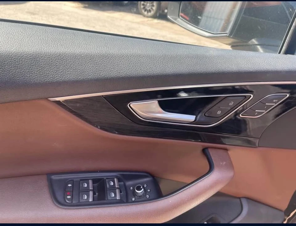 2017 Audi 4M Q7 - Image 5 of 11