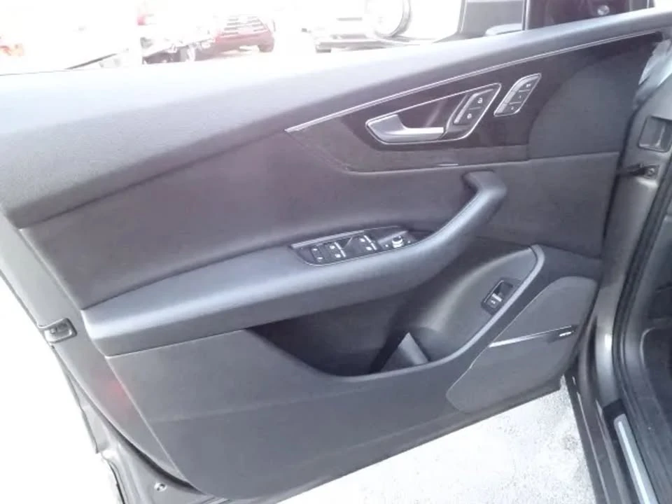 2017 Audi 4M Q7 - Image 10 of 20