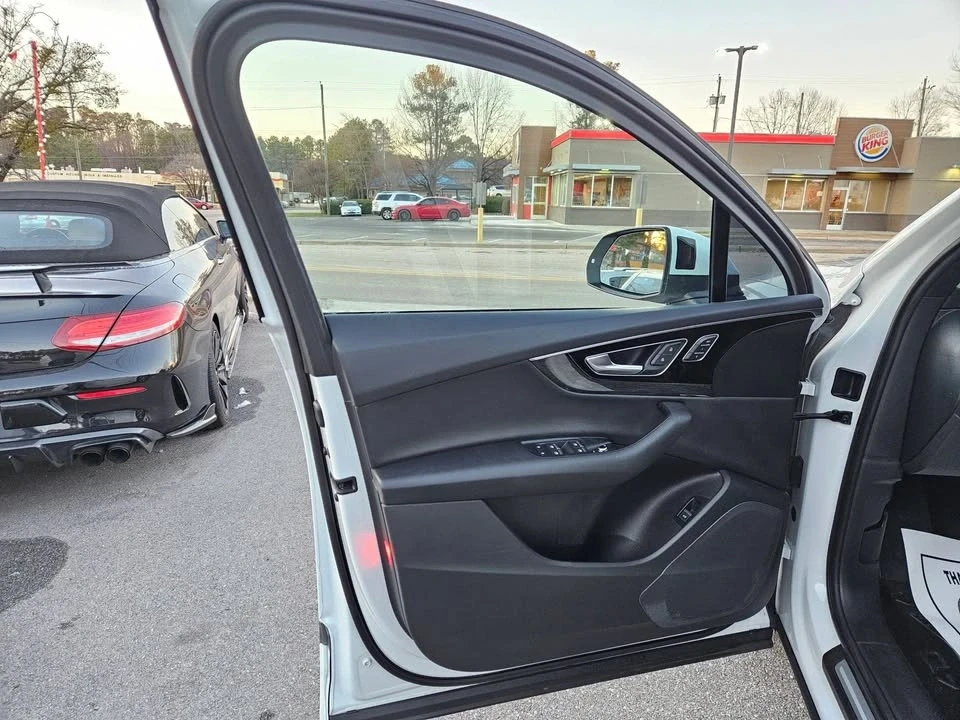 2017 Audi 4M Q7 - Image 11 of 20