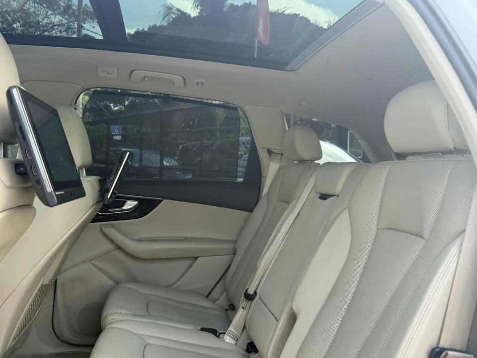 2017 Audi 4M Q7 - Image 13 of 18