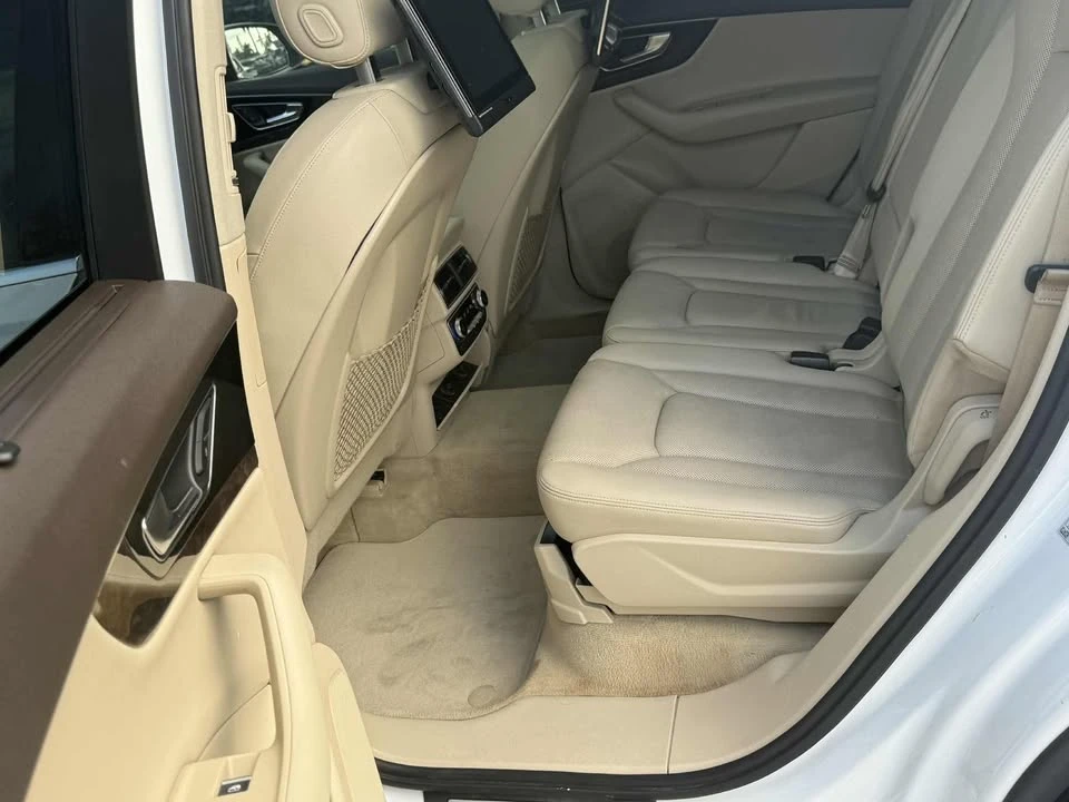 2017 Audi 4M Q7 - Image 12 of 18