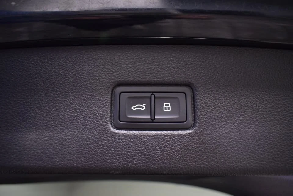 2017 Audi 4M Q7 - Image 17 of 20