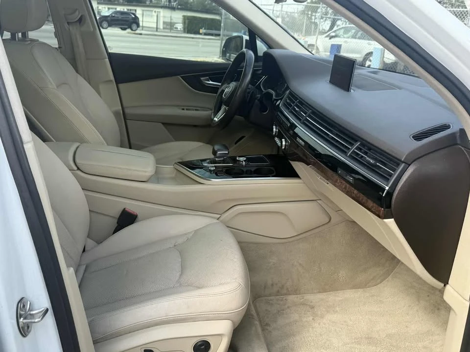 2017 Audi 4M Q7 - Image 10 of 18