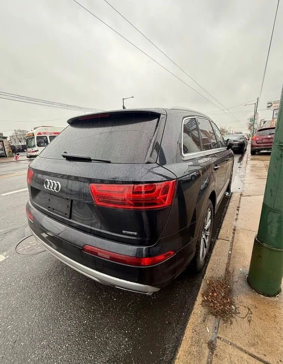 2017 Audi 4M Q7 - Image 7 of 8
