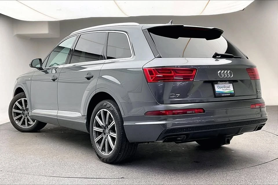 2017 Audi 4M Q7 - Image 2 of 16
