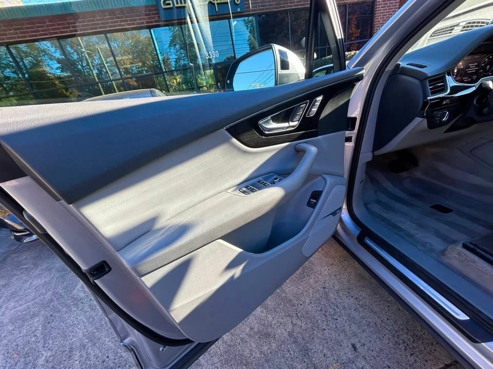 2017 Audi 4M Q7 - Image 5 of 20