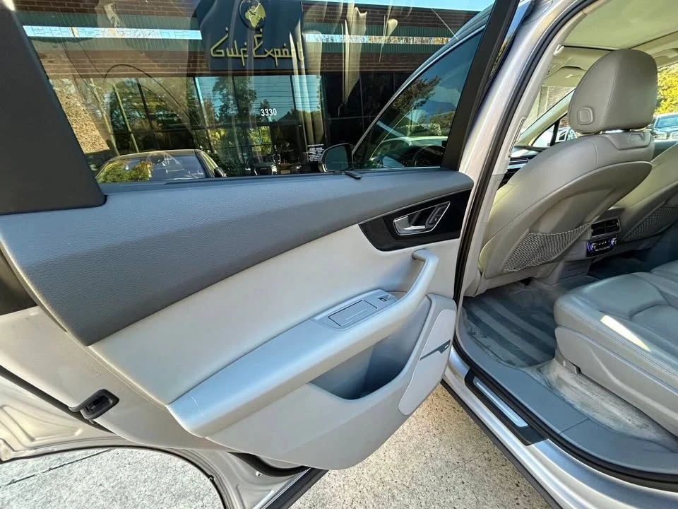 2017 Audi 4M Q7 - Image 12 of 20