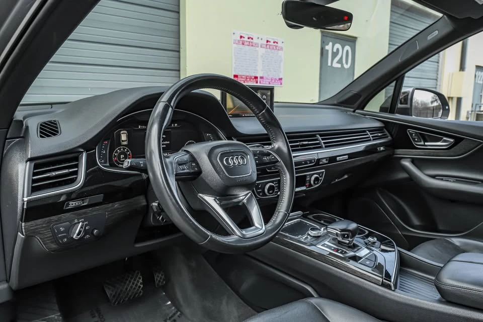 2017 Audi 4M Q7 - Image 2 of 19