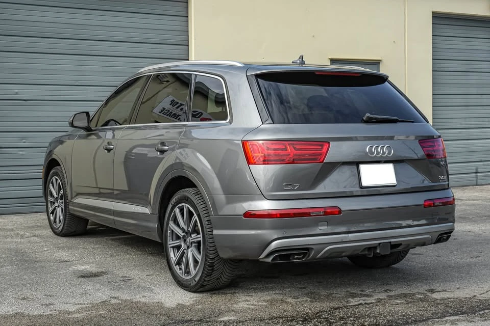 2017 Audi 4M Q7 - Image 9 of 19