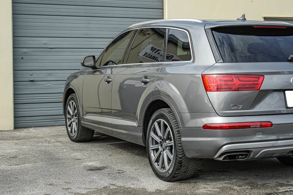 2017 Audi 4M Q7 - Image 10 of 19