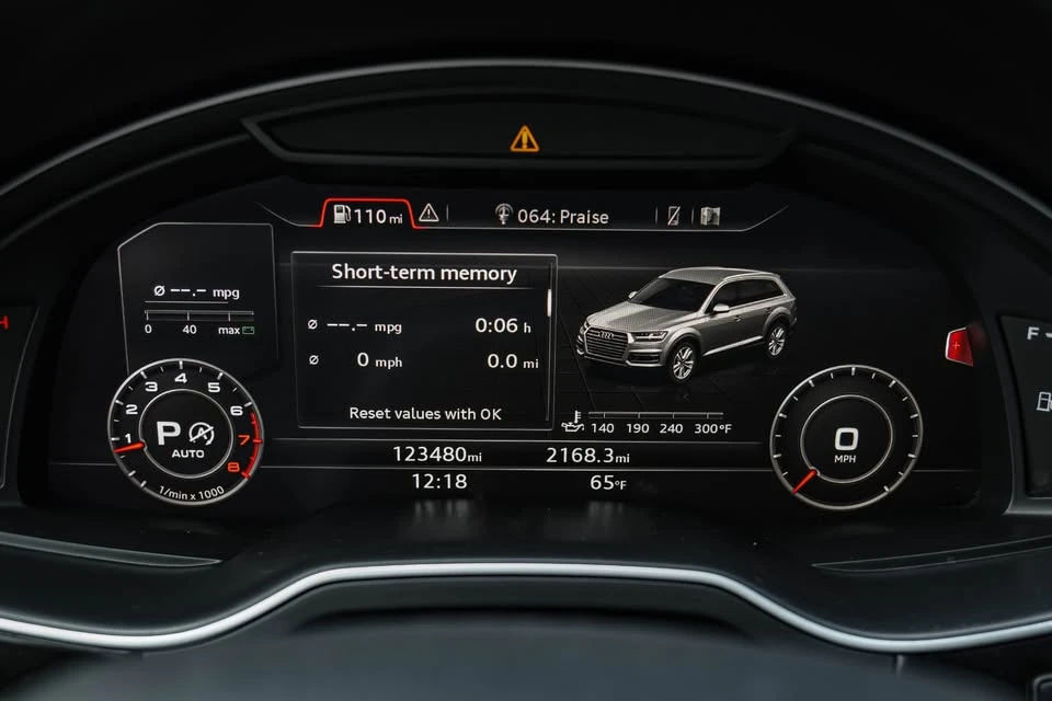2017 Audi 4M Q7 - Image 18 of 19