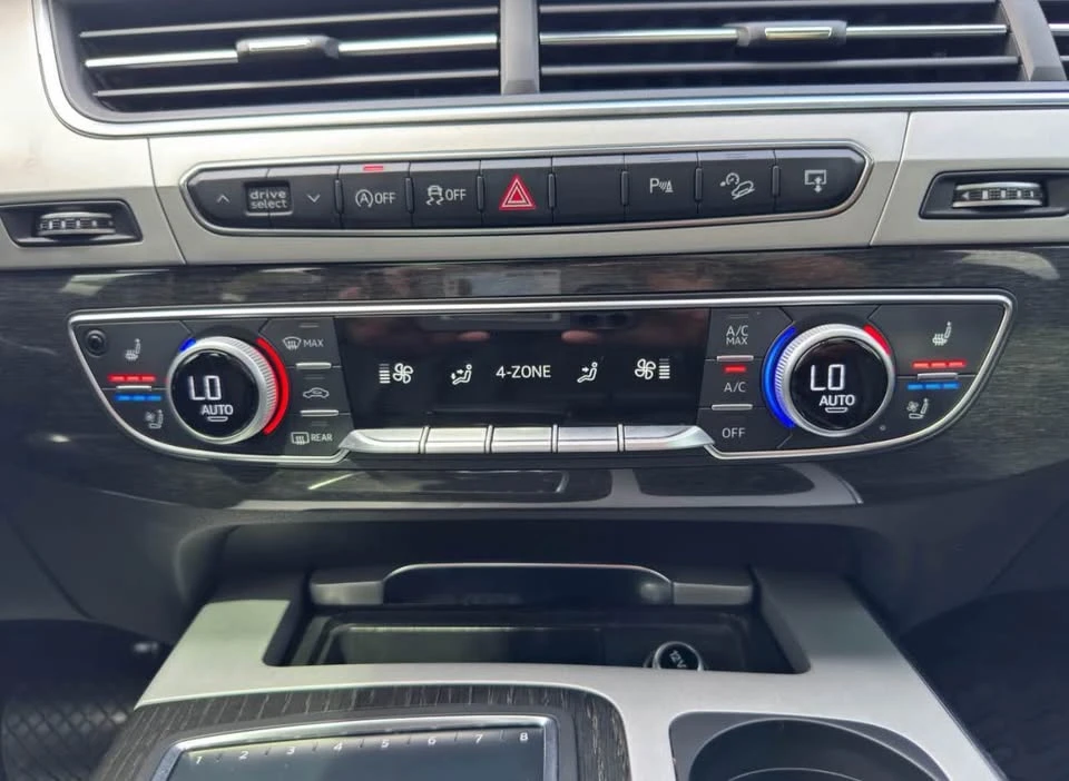 2017 Audi 4M Q7 - Image 10 of 16