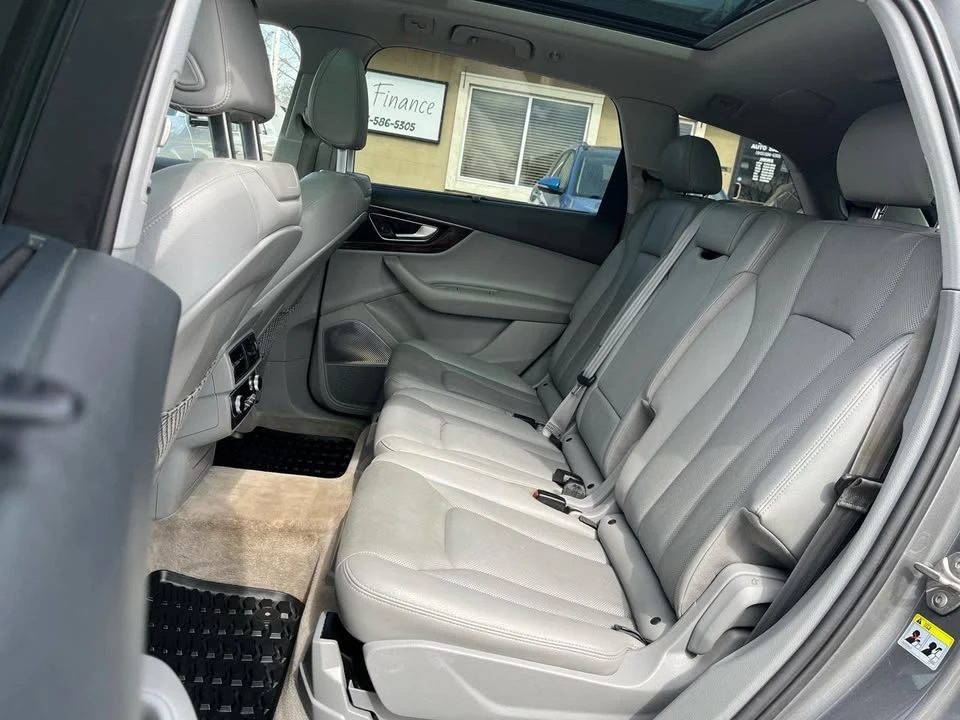 2017 Audi 4M Q7 - Image 11 of 20