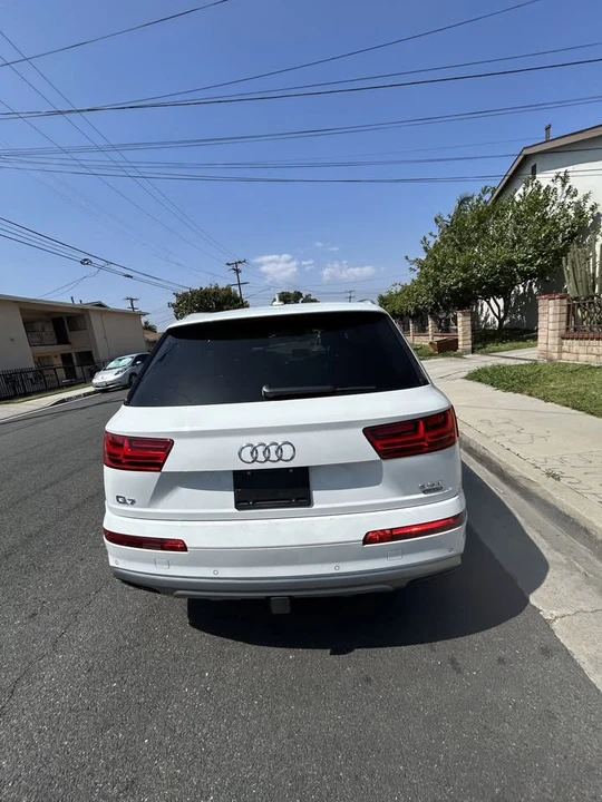 2017 Audi 4M Q7 - Image 8 of 13