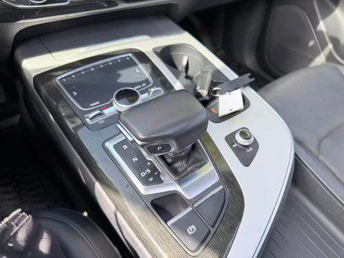 2017 Audi 4M Q7 - Image 10 of 14