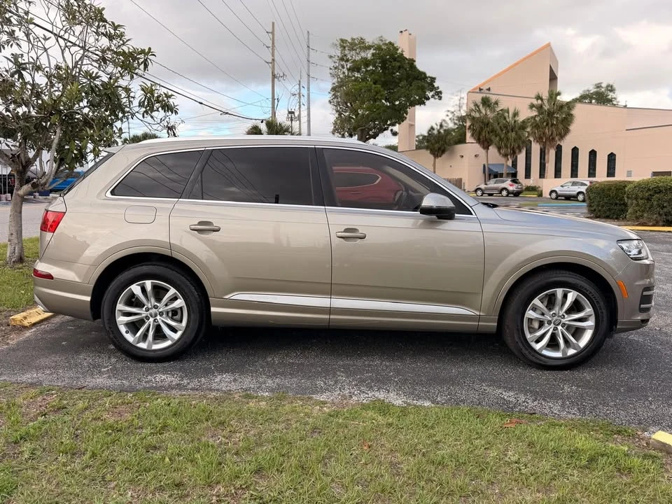 2017 Audi 4M Q7 - Image 4 of 19