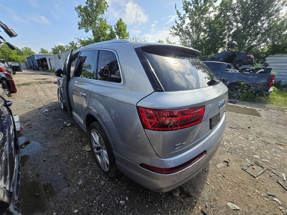 2017 Audi 4M Q7 - Image 5 of 10
