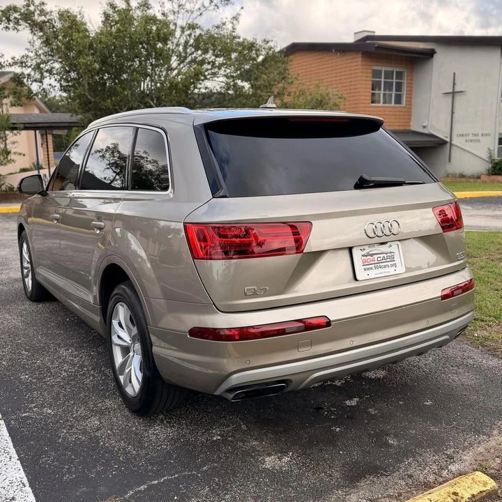 2017 Audi 4M Q7 - Image 7 of 19