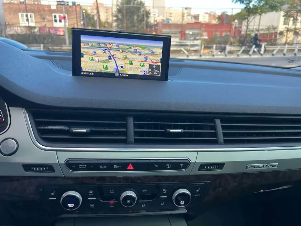 2017 Audi 4M Q7 - Image 8 of 10